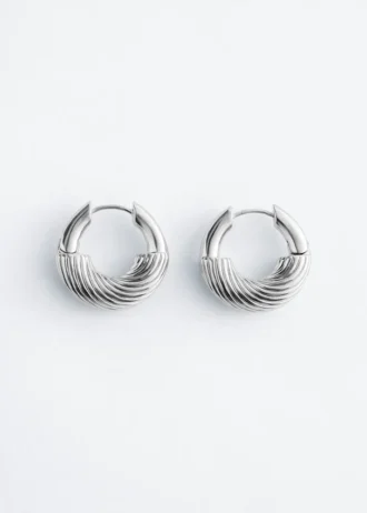 Pendientes de aro con relieve