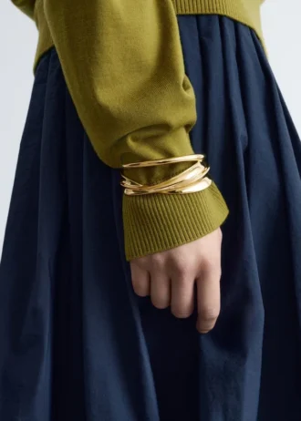 Pulsera tipo brazalete escultural