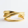 Pulsera tipo brazalete escultural