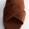 Sandalias cruzadas