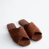 Sandalias cruzadas