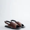 Sandalias cruzadas de piel