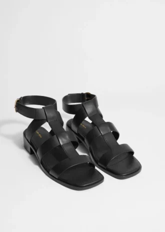 Sandalias de cuero con correa al tobillo