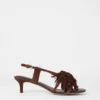 Sandalias de cuero con flecos