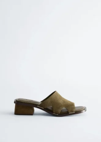 Sandalias de cuero con tacón grueso