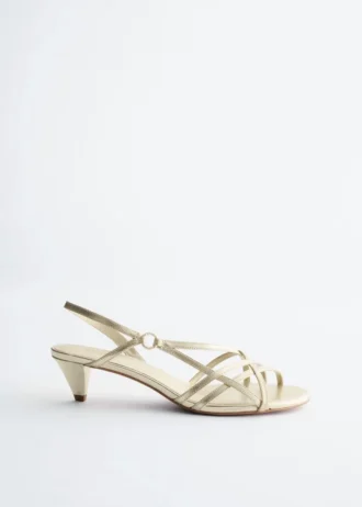 Sandalias de cuero con tiras