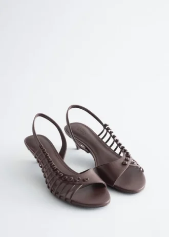 Sandalias de cuero con tiras