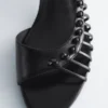 Sandalias de cuero con tiras