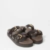 Sandalias de cuero con tiras cruzadas