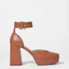 Sandalias de tacón con plataforma de cuero