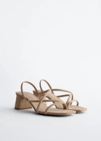 Sandalias de tacón grueso con tiras