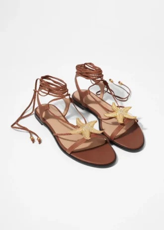 Sandalias de tiras con adornos