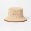 Sombrero de paja con ribete decorativo