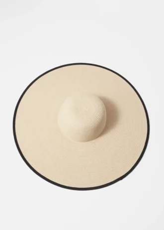 Sombrero de paja de ala ancha