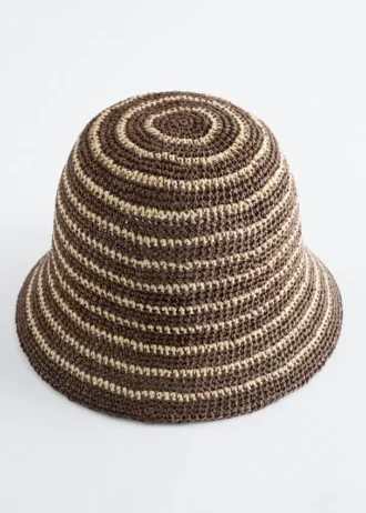 Sombrero de paja tejido