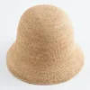 Sombrero de paja tejido