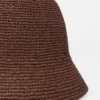Sombrero de paja tejido