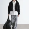 Sudadera con capucha y cremallera de escafandra corta