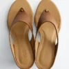 Tacones bajos de cuero