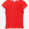 Top con cuello barco fruncido