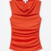 Top con cuello vuelto drapeado