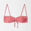 Top de bikini con fruncidos