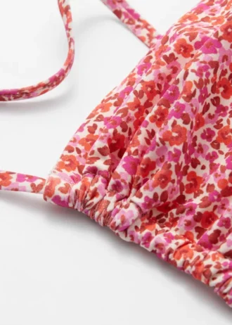 Top de bikini con fruncidos