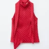 Top de seda con cuello tipo pañuelo