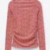 Top floral con fruncidos