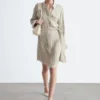 Vestido camisero mini con cinturón