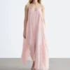 Vestido largo con tirantes bordados