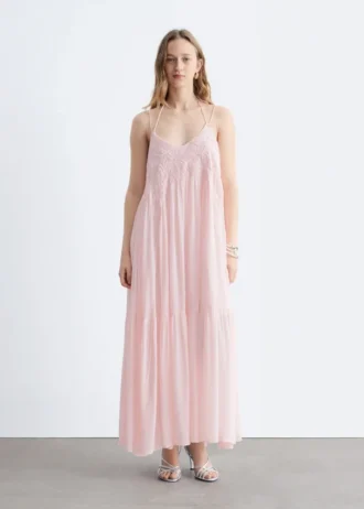 Vestido largo con tirantes bordados
