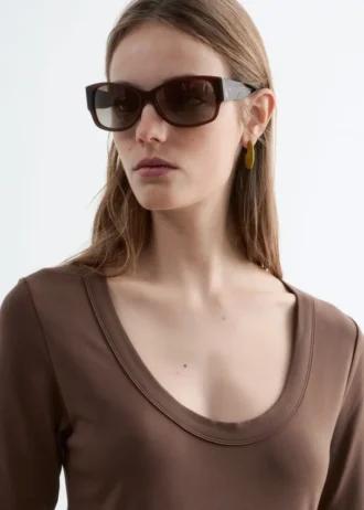 Gafas de sol de montura ovalada