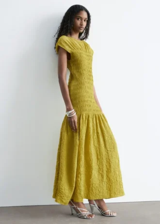Vestido largo fruncido