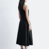 Vestido midi acampanado