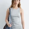 Vestido midi asimétrico con fruncidos