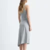 Vestido midi asimétrico con fruncidos