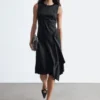 Vestido midi asimétrico de satén