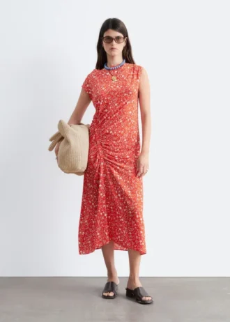 Vestido midi con cuello barco