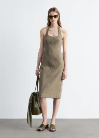 Vestido midi con cuello halter