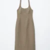 Vestido midi con cuello halter