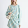 Vestido midi con cuello vuelto estampado