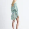 Vestido midi con cuello vuelto estampado