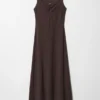 Vestido midi con detalle de hebilla
