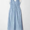 Vestido midi con detalles de lazos
