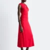 Vestido midi con escote en forma de ojo de cerradura y fruncidos