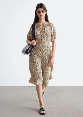 Vestido midi con lazo en la cintura