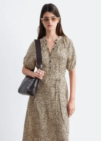 Vestido midi con lazo en la cintura