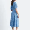 Vestido midi con lazo en la cintura