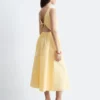 Vestido midi con lazo en la espalda